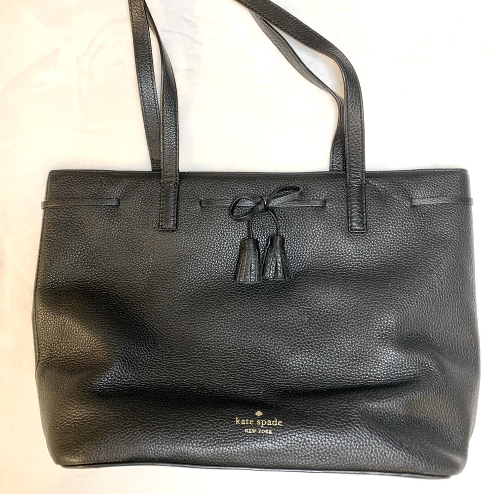 Kate Spade shoulder bag! Great condition!